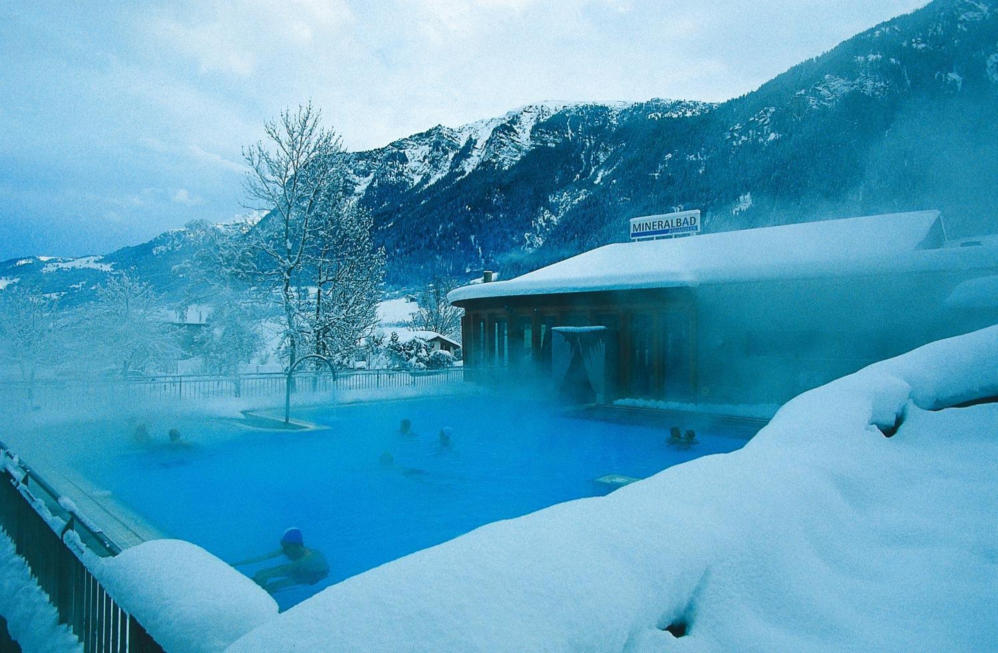 Hotel Fravi Andeer Exterior photo